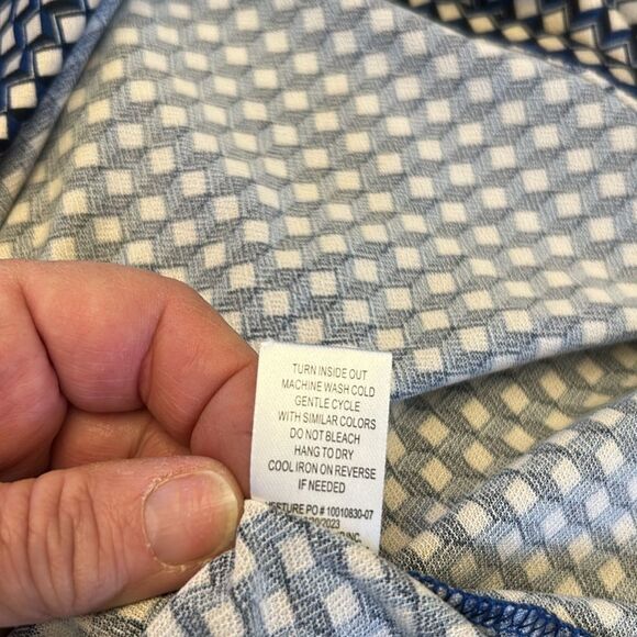 Chenault navy cream patterned long sheer sleeve blouse Size 2X New - Picture 10 of 11